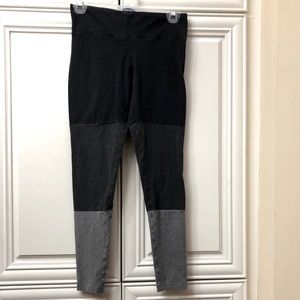 Aritzia TNA 3 layer grey leggings